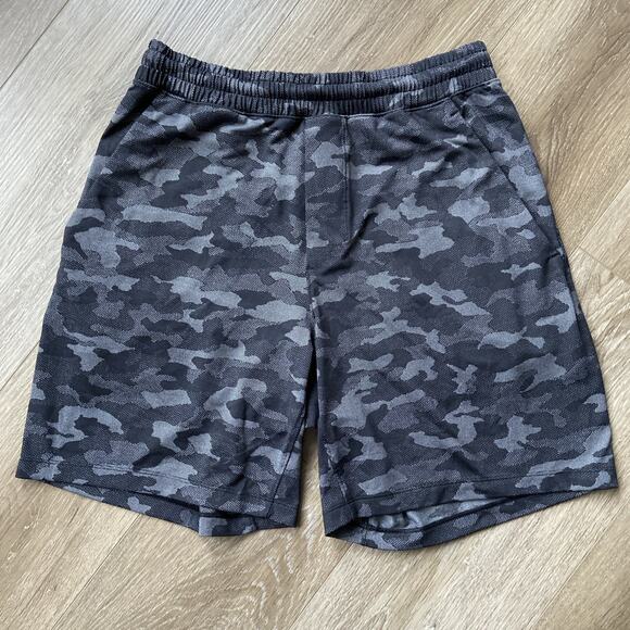 Lululemon Shorts Men Sz S Gray Black Pace Breaker 7" Camo Pockets Linerless - Picture 1 of 11